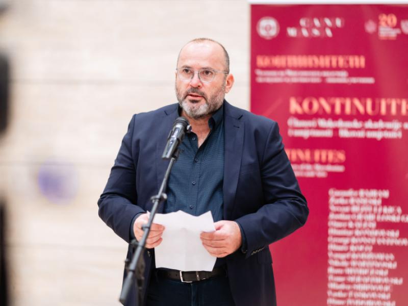 Otvorena izložba „Kontinuiteti“  likovnih umjetnika MANU u Galeriji CANU