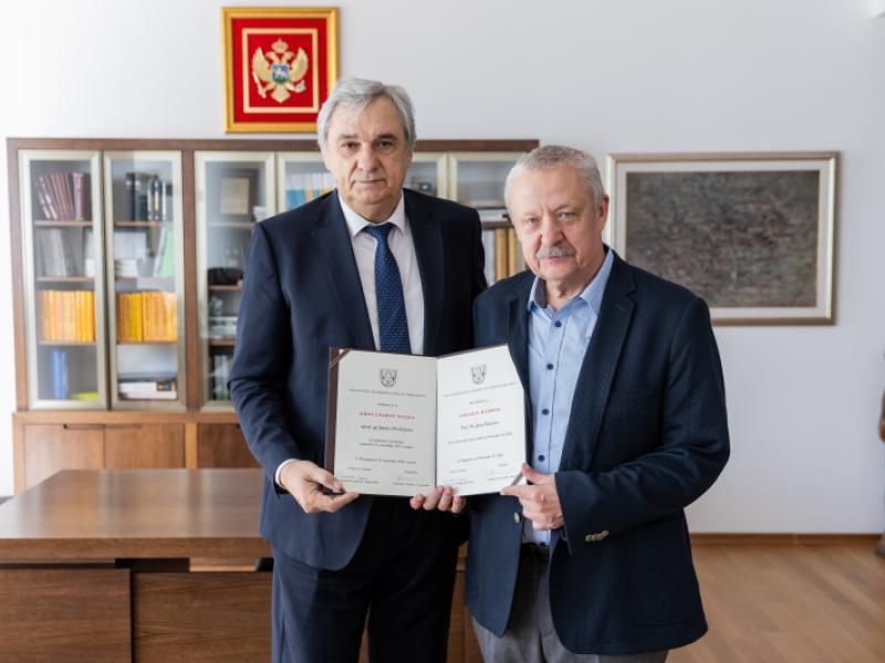 Uručena Povelja o članstvu inostranom članu CANU prof. dr Juriju Nesterovu